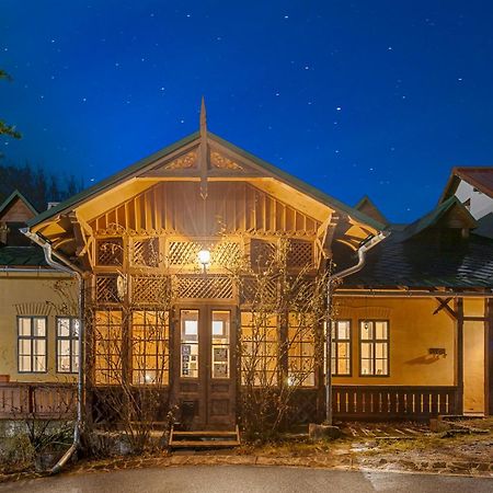 Sovi Dom- Historicke Apartmany Z 19 Storocia, 4Km Od Banskej Stiavnice Svätý Anton Exteriör bild