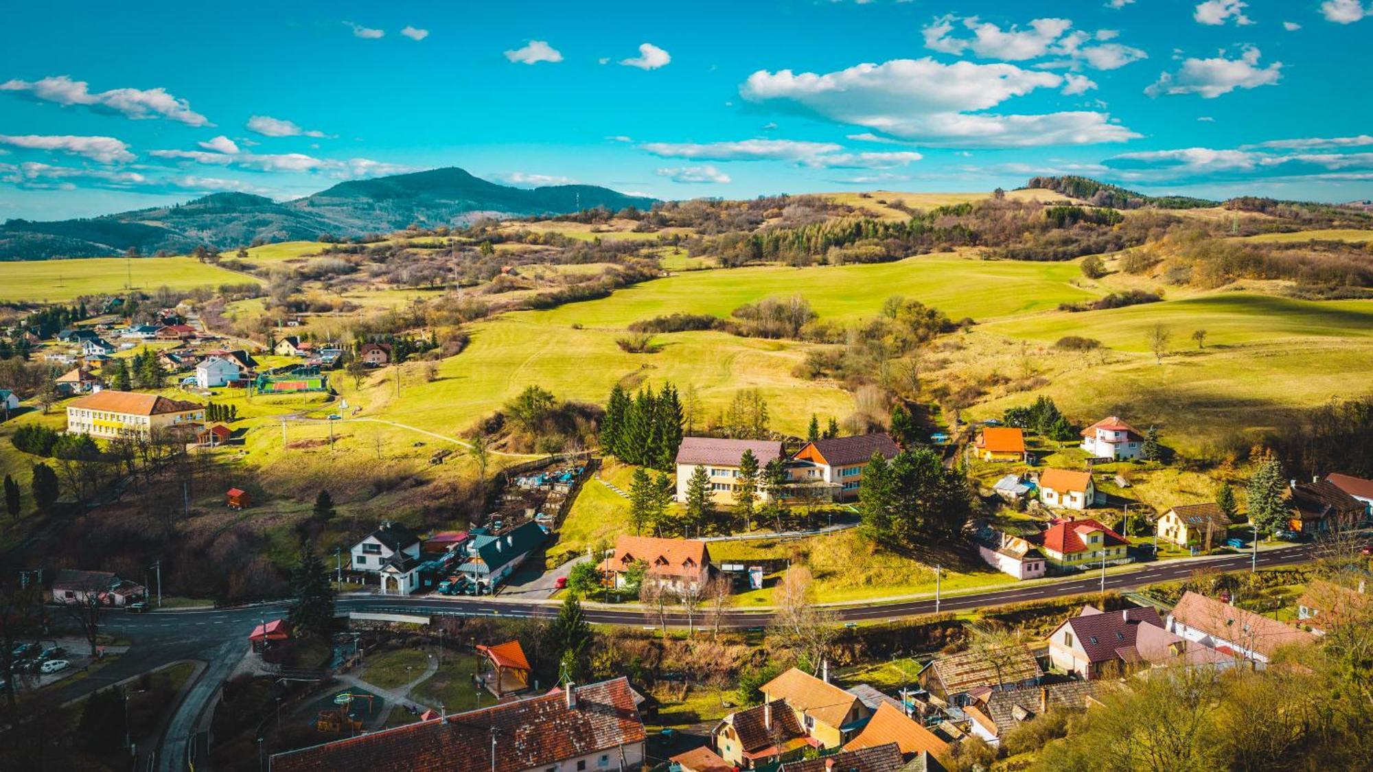 Sovi Dom- Historicke Apartmany Z 19 Storocia, 4Km Od Banskej Stiavnice Svätý Anton Exteriör bild