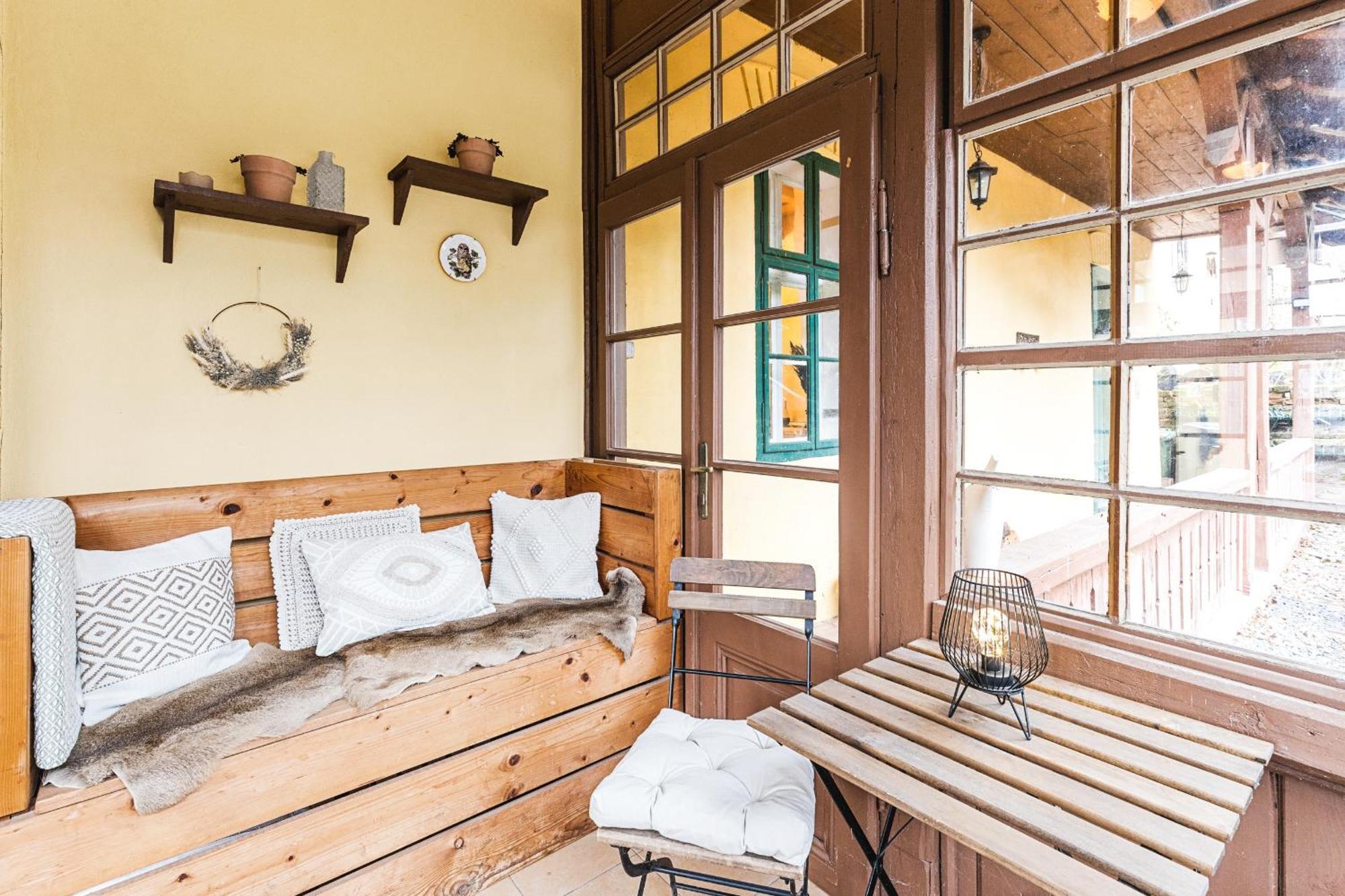 Sovi Dom- Historicke Apartmany Z 19 Storocia, 4Km Od Banskej Stiavnice Svätý Anton Exteriör bild