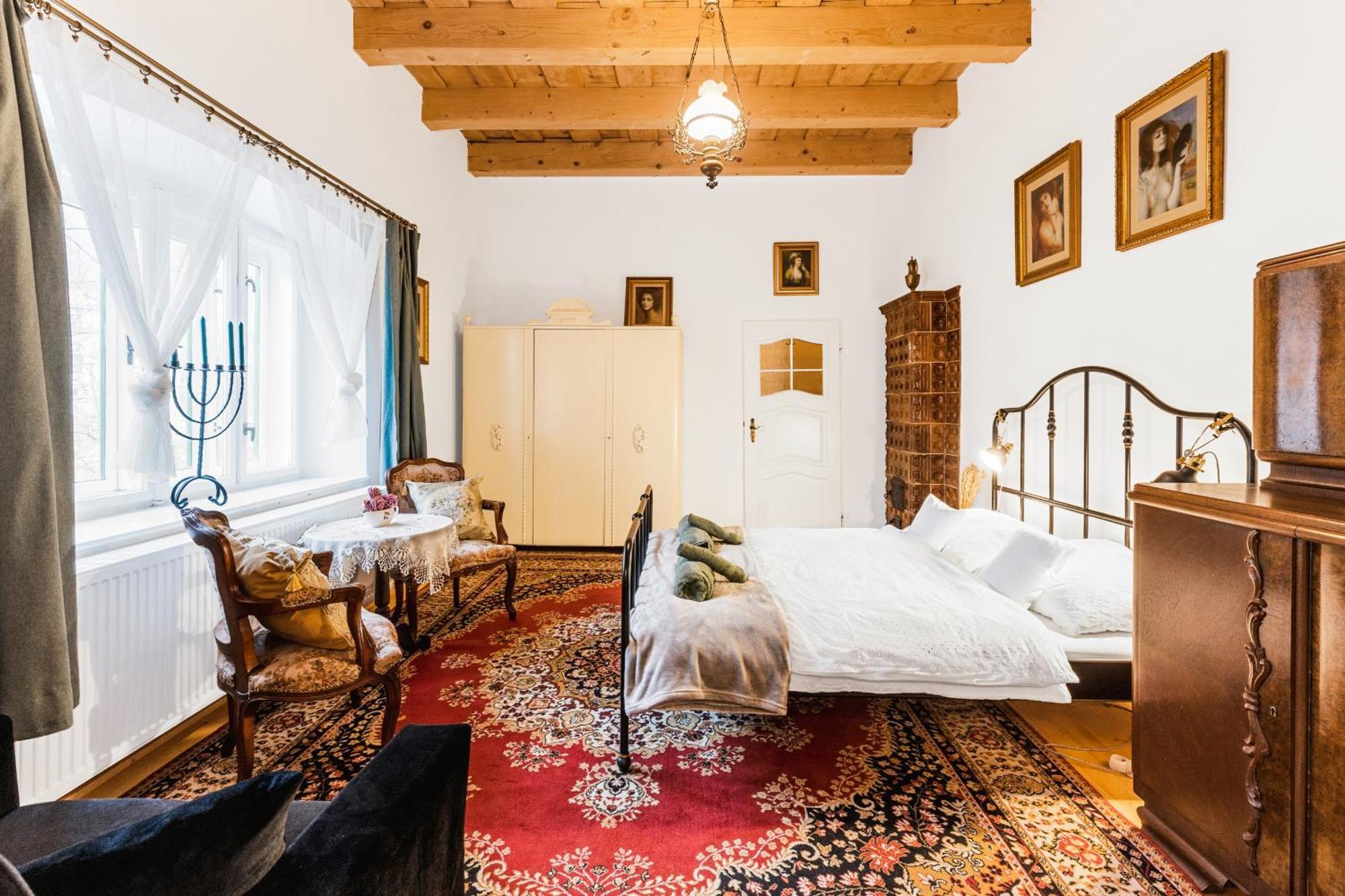 Sovi Dom- Historicke Apartmany Z 19 Storocia, 4Km Od Banskej Stiavnice Svätý Anton Exteriör bild